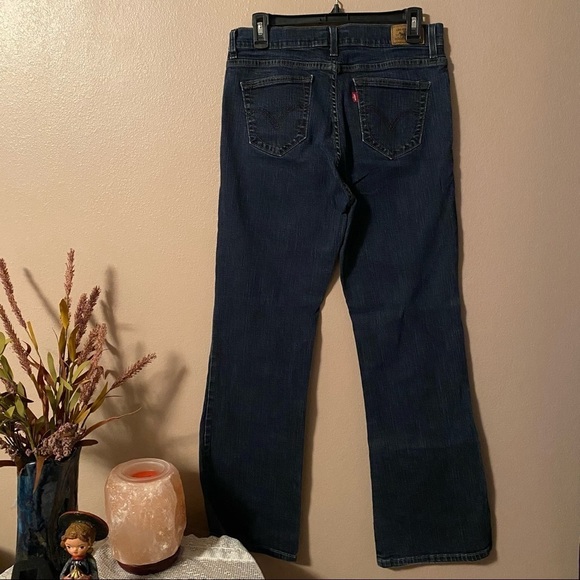 Levi’s Jeans Women’s Size 12 Blue Dark wash 548 Perfectly Slimming Flare Jeans - Picture 4 of 12